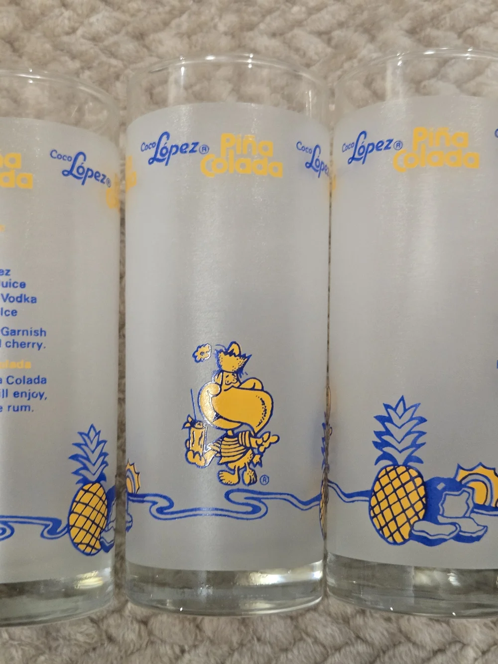 The Unbranded Brand set frosted
